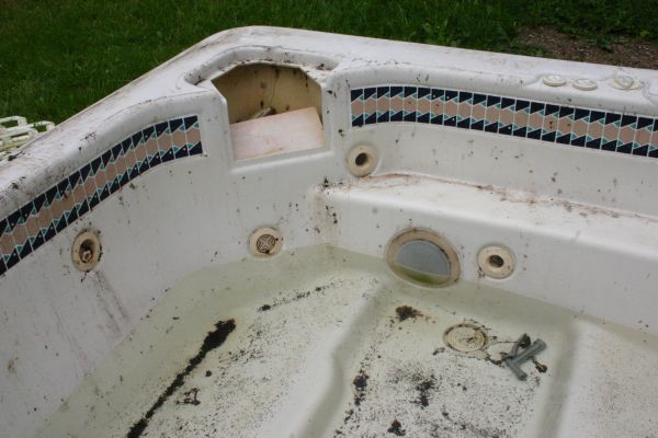 Hot Tub Removal in Middletown